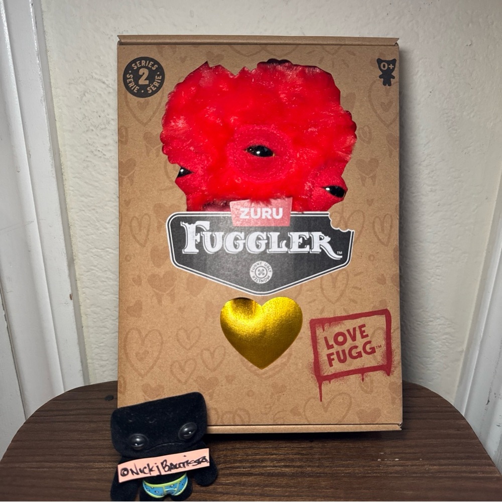 Fuggler Love Fugg Series 2 9" ANNOYED ALIEN Red Gold Heart Funny Ugly Monsters